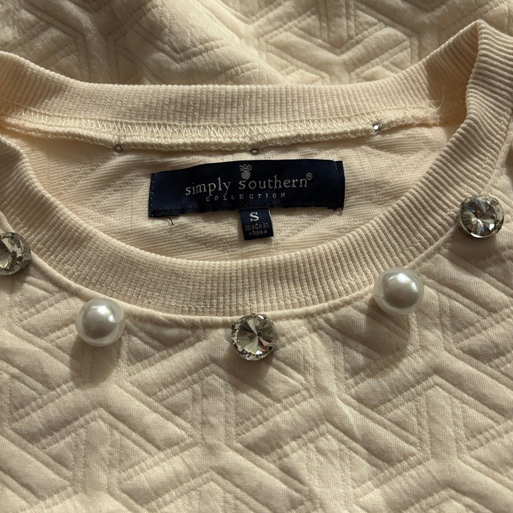 Simply Southern Faux Pearl Jeweled Waffle Knit Sweater Small Holiday Office - Picture 7 of 7